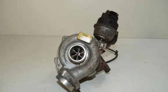 Audi A6 S6 C6 4F Turbo 03L145701A