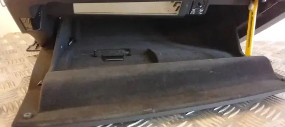 Audi A4 S4 B9 Glove box set 8W1857035 1802161000 33093