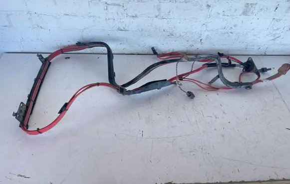 BMW 5 F10 F11 Positive cable (battery) 10304410