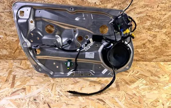 Mercedes-Benz C W204 Door control unit/module A2129004014 A2129020906 A2129011605