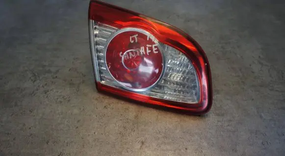 Hyundai Santa Fe Rear/tail lights 92405-2B5