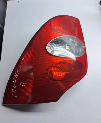 Renault Laguna II Rear/tail lights 8200002472