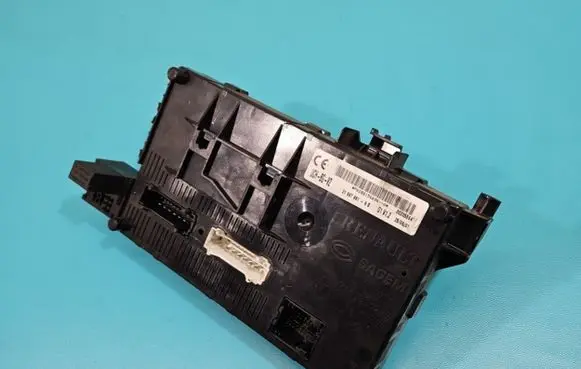Renault Clio II Central body control module 8200156696-A IMPRK1414130