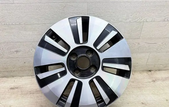 Volkswagen Up R15 alloy rim 1S0601025AH