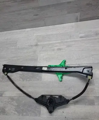 Volkswagen Golf Sportsvan Rear window lifting mechanism without motor 510839461D C16491103
