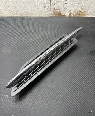 Mercedes-Benz SLK R172 Fender grill A1726900479