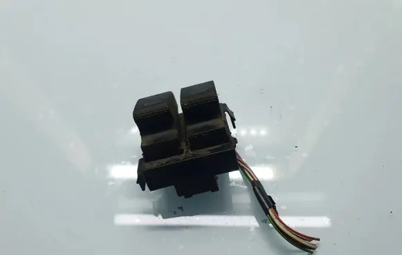 Audi A3 S3 8L Electric window control switch 501667