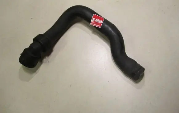 Audi A6 S6 C5 4B Engine coolant pipe/hose 8D0121101AD