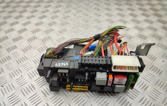 Mercedes-Benz E W212 SAM control unit 2129004201 2125453032 2129021201