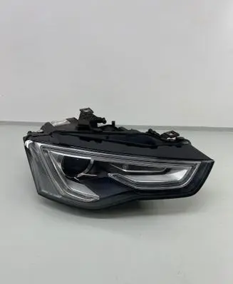 Audi A5 8T 8F Headlight/headlamp 8t0941006d
