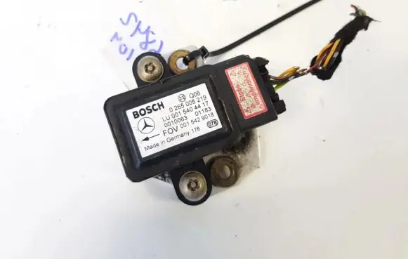 Mercedes-Benz A W168 ESP acceleration yaw rate sensor 0265005219 lu0015404417