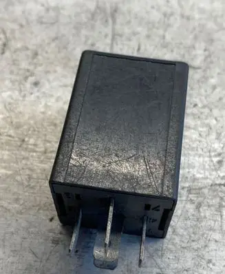 Audi 80 90 S2 B4 Other relay 0685352