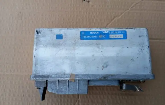 Mercedes-Benz W123 ABS control unit/module 0265101016