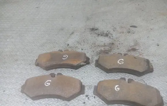 Volkswagen II LT Brake pads (rear) 