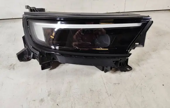 Opel Mokka B Headlight/headlamp 9847939180 L790310