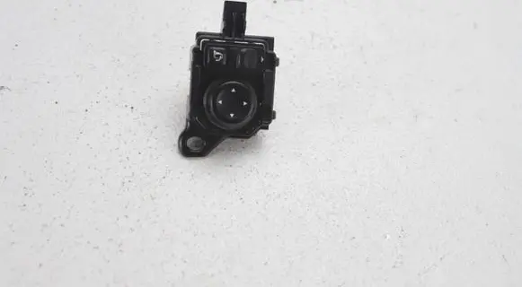 Nissan Qashqai Wing mirror switch 25570-4EA1B
