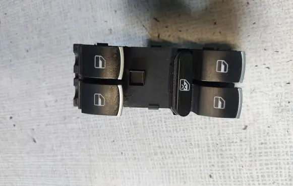 Volkswagen PASSAT B7 Electric window control switch 5K4959854