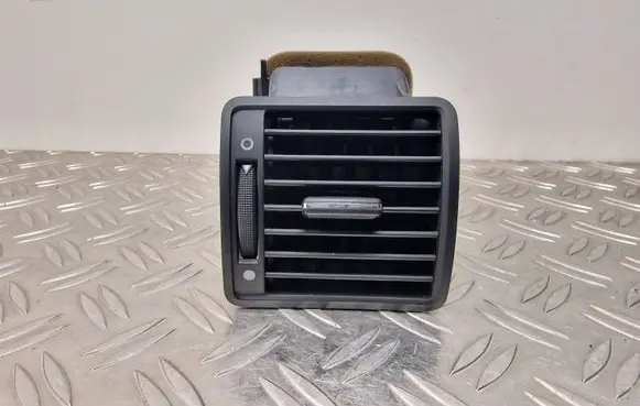 Audi A8 S8 D2 4D Dashboard side air vent grill/cover trim 4D0820902