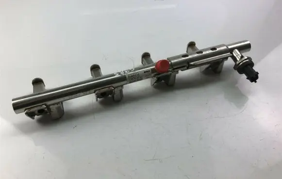 Ford Kuga II Fuel injector CJ5G9H487BA S865