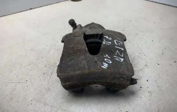 Seat Ibiza IV (6J,6P) Front brake caliper