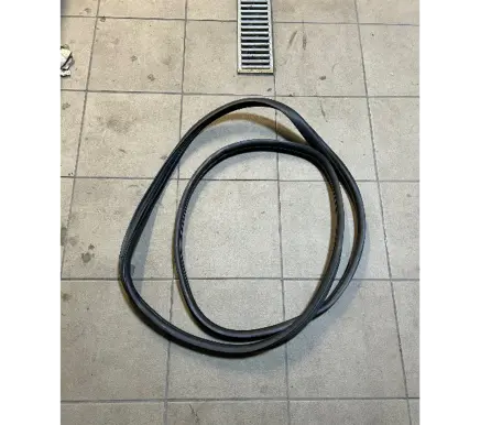 Citroen Berlingo Front door rubber seal 