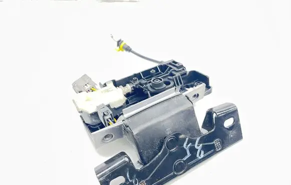Volvo XC90 Tailgate/trunk/boot lock/catch/latch 999066622 754625