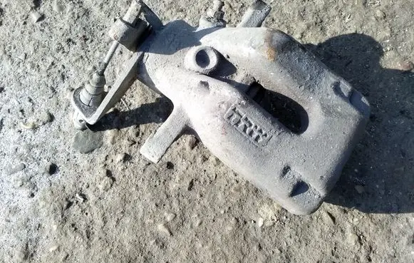 Citroen Xsara Picasso Rear brake caliper