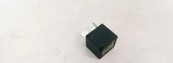 Volkswagen Polo III 6N 6N2 6NF Other relay 191955531