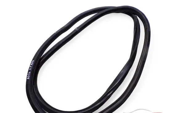 Audi A6 S6 C6 4F Front door rubber seal 