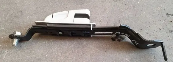 Mazda 6 Seat belt adjustment motor 