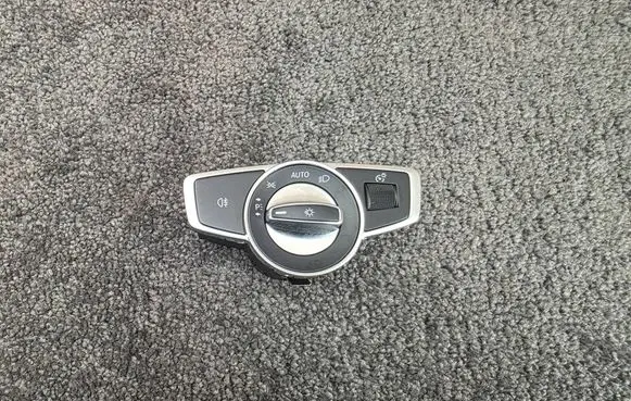 Mercedes-Benz C W205 Light switch A2059051810 10132806