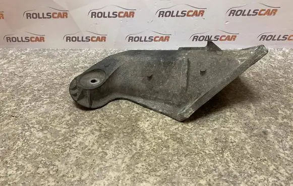 BMW X5 E53 Engine mounting bracket 24168110 67615652211