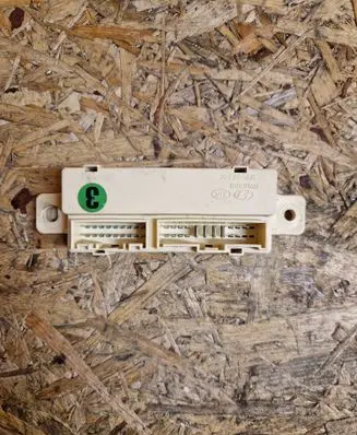 KIA Ceed Door central lock control unit/module 919402H130 14376D AK61116
