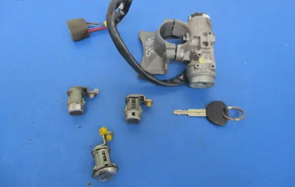 Hyundai Accent Ignition lock