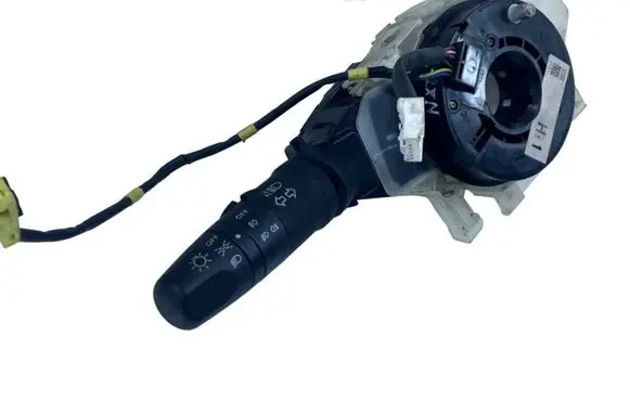 Nissan Almera N16 Wiper control stalk 25560 8H905 3421