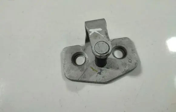 Saab 9-5 Rear door lock loop/hook striker 