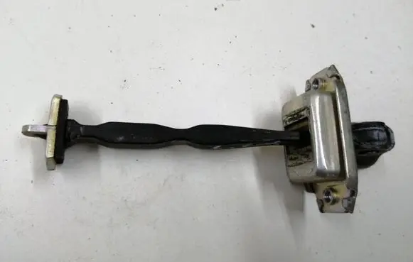 Nissan Qashqai Rear door check strap stopper 