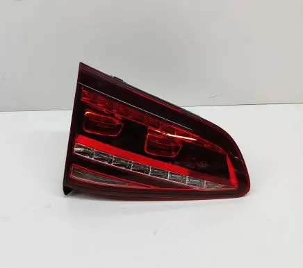 Volkswagen Golf VII Tailgate rear/tail lights 5G0945307G