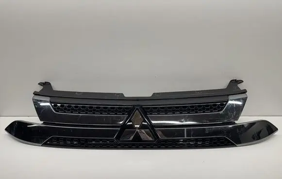 Mitsubishi Outlander Front bumper upper radiator grill XXXXXXXX