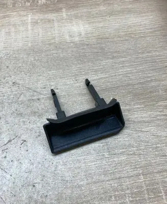 Audi A4 S4 B5 8D Tailgate/trunk/boot exterior handle 8D9827778B Rightside