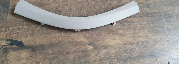 Nissan Leaf I (ZE0) Panel trim 682353NAOA