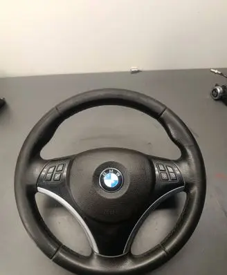 BMW 3 E90 E91 Steering wheel 3057364