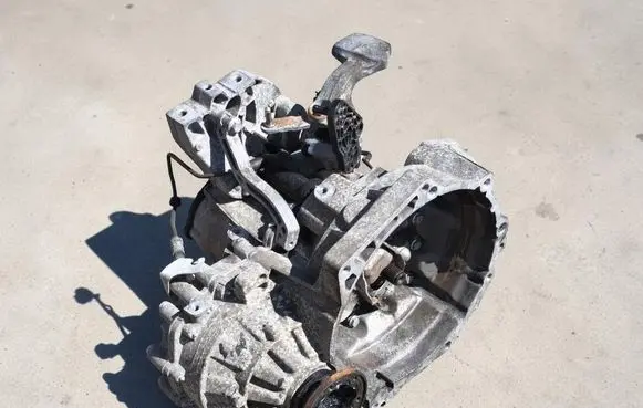 Volkswagen Golf VI Manual 5 speed gearbox LHW05111 260708HR1501 LHW