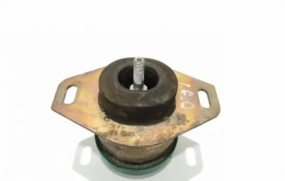 Citroen C5 Engine mount bracket 08002