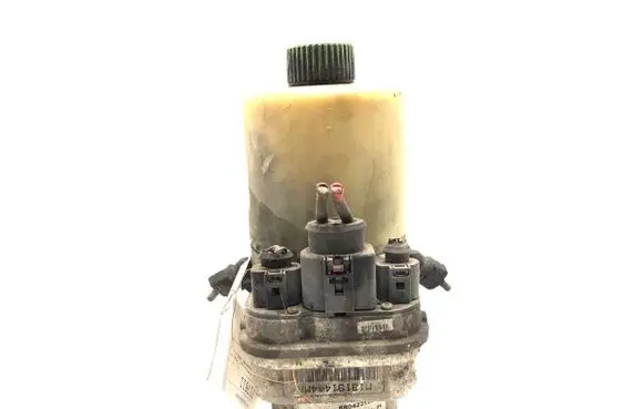 Skoda Fabia Mk2 (5J) Power steering pump 6R0423156