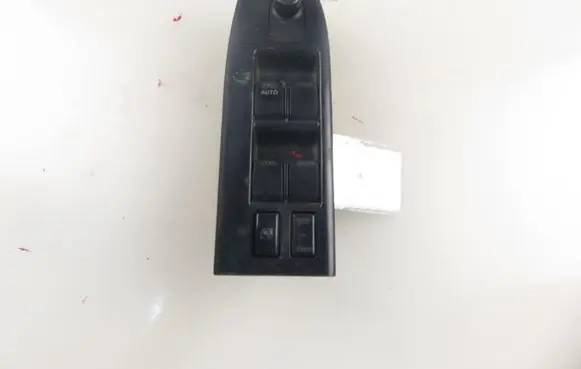 Suzuki Grand Vitara II Electric window control switch 64J201299T
