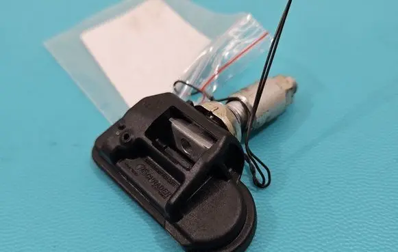 Volkswagen Tiguan Tire pressure sensor A0009050030 IMPRK1497552