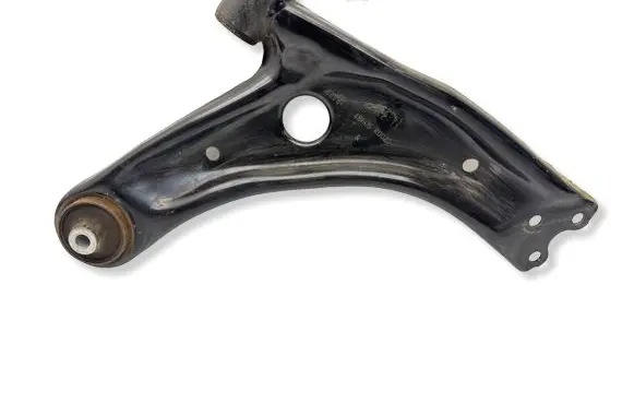 Toyota Yaris XP210 Front lower control arm/wishbone 48605K0020