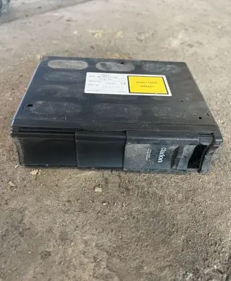 Peugeot 607 CD/DVD changer 9636561780 963656178
