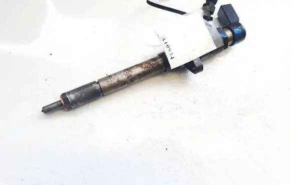 Volvo S40 Fuel injector 9657144580
